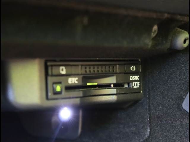 TOYOTA LEXUS IS300h 2013