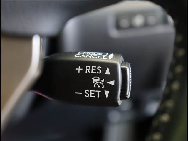 TOYOTA LEXUS IS300h 2013