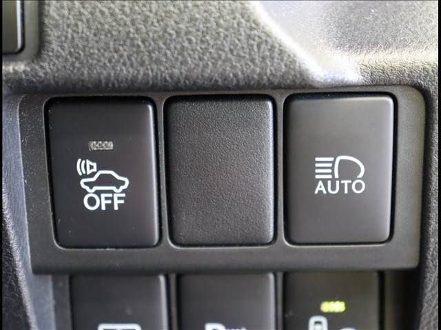 TOYOTA LEXUS IS300h 2013