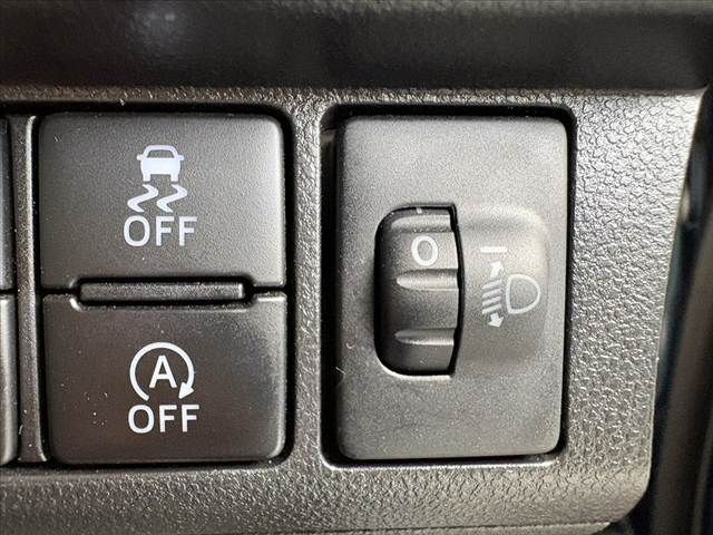 DAIHATSU MOVE CUSTOM 2017