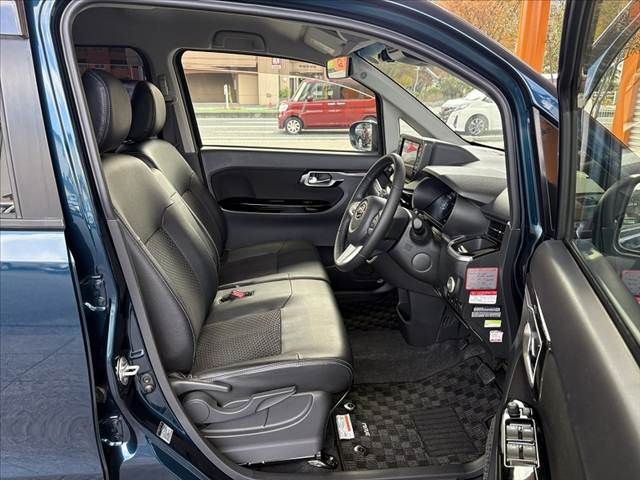 DAIHATSU MOVE CUSTOM 2017