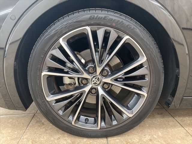 TOYOTA PRIUS 4WD 2023