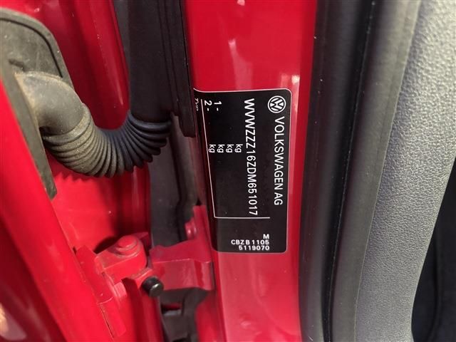 VOLKSWAGEN VOLKSWAGEN The BEETLE 2013