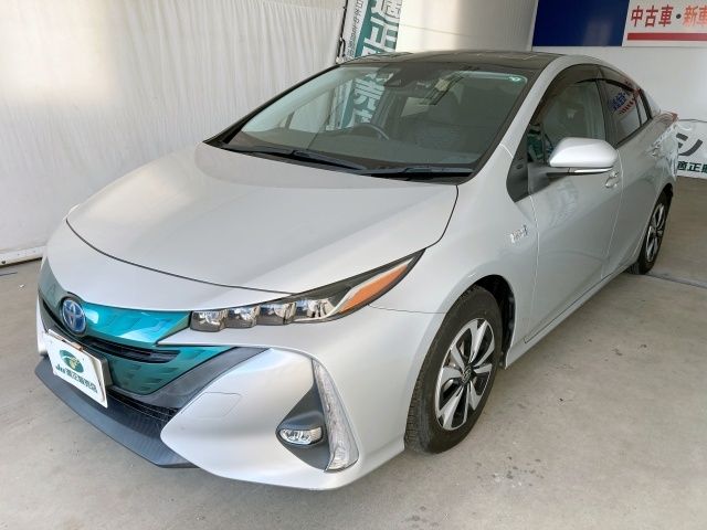 TOYOTA PRIUS PHV 2017