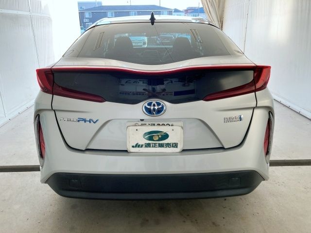 TOYOTA PRIUS PHV 2017