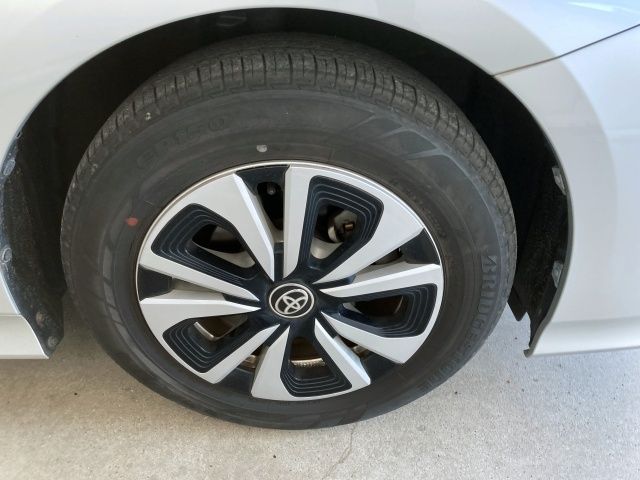 TOYOTA PRIUS PHV 2017