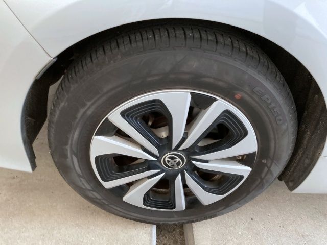 TOYOTA PRIUS PHV 2017