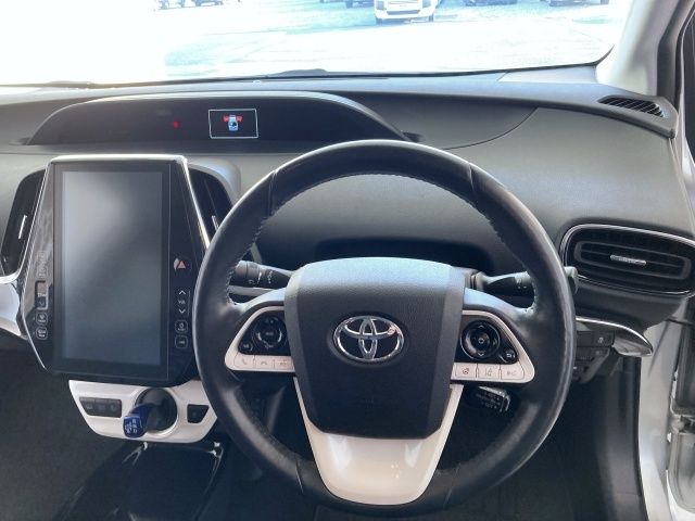 TOYOTA PRIUS PHV 2017
