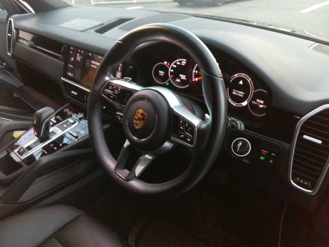 PORSCHE PORSCHE Cayenne 2018