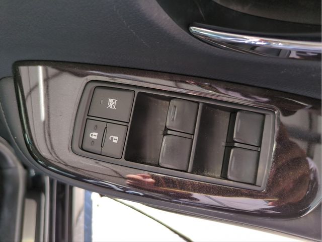 TOYOTA LEXUS HS250h 2013