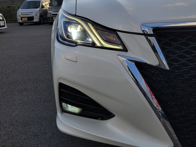 TOYOTA CROWN sedan hybrid 2015