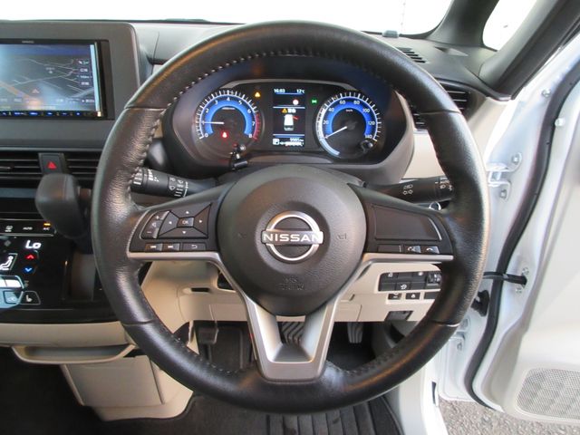 NISSAN ROOX 4WD 2024