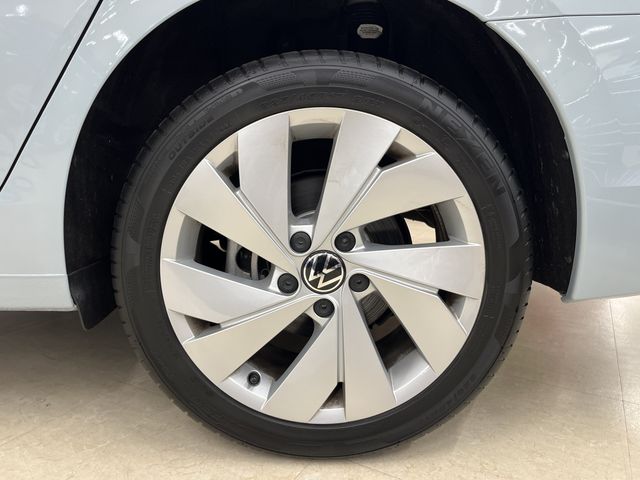 VOLKSWAGEN VOLKSWAGEN GOLF VARIANT 2025