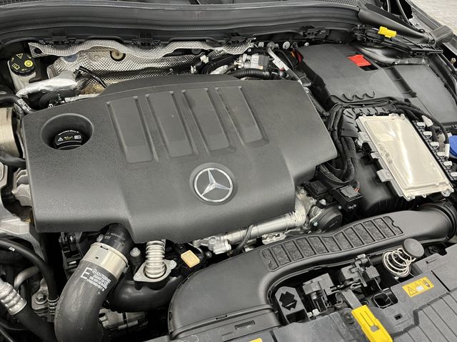 MERCEDES BENZ MERCEDES BENZ GLA class 2020