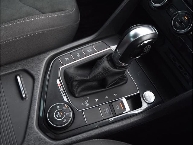 VOLKSWAGEN VOLKSWAGEN TIGUAN 2019