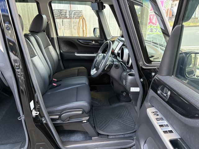 HONDA N BOX CUSTOM 4WD 2016