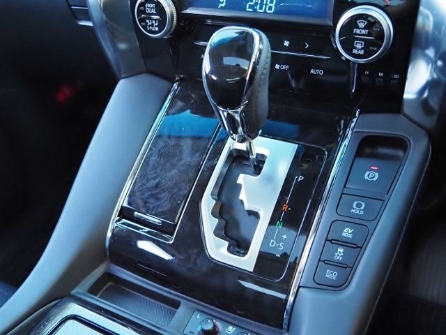 TOYOTA ALPHARD hybrid 4WD 2020