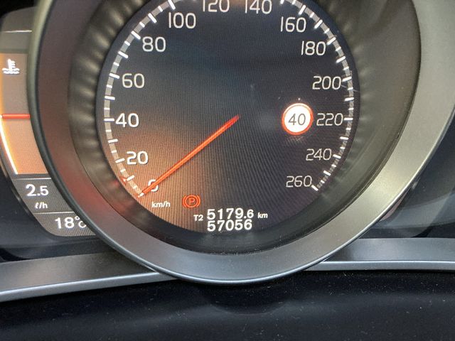 VOLVO VOLVO V40 CROSS COUNTRY 2019