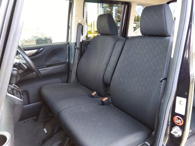 HONDA N BOX CUSTOM 2015