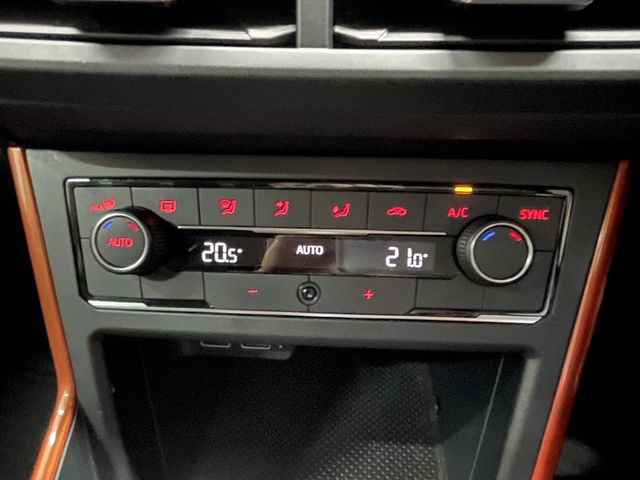 VOLKSWAGEN VOLKSWAGEN POLO 2019