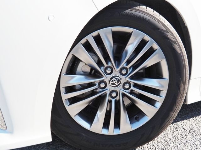 TOYOTA ALPHARD hybrid 4WD 2023