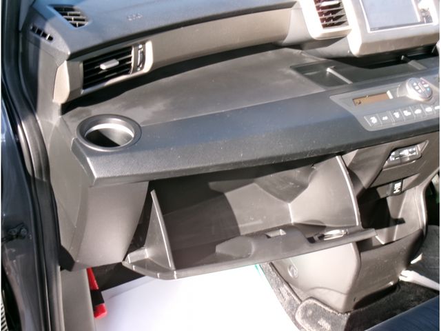 HONDA FREED Spike 4WD 2013