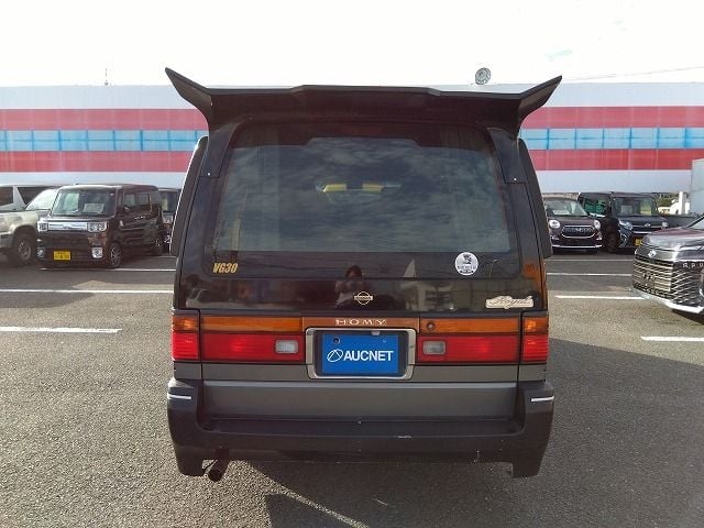 NISSAN CARAVAN coach 1995