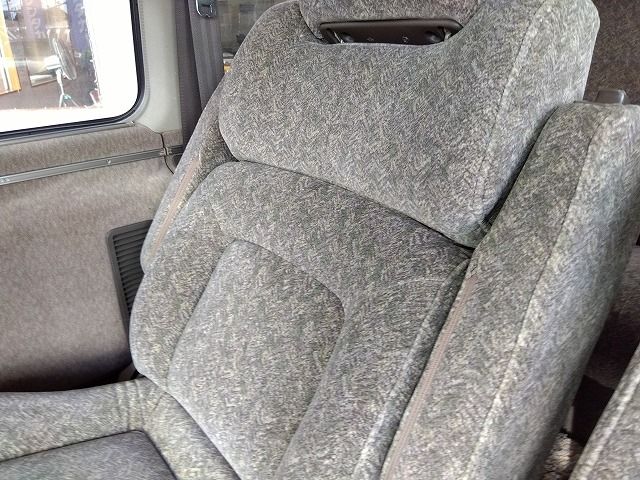 NISSAN CARAVAN coach 1995