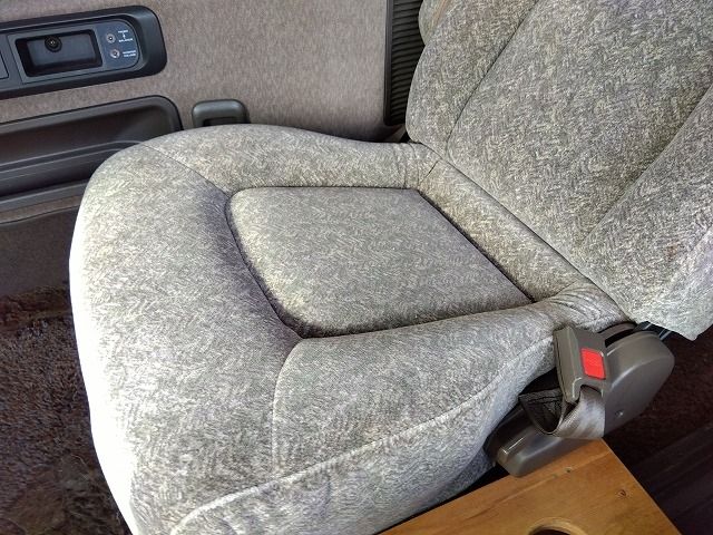 NISSAN CARAVAN coach 1995