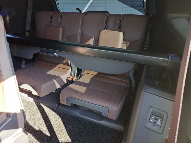 TOYOTA LANDCRUISER 250 2025