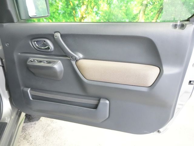 SUZUKI JIMNY SIERRA 2015