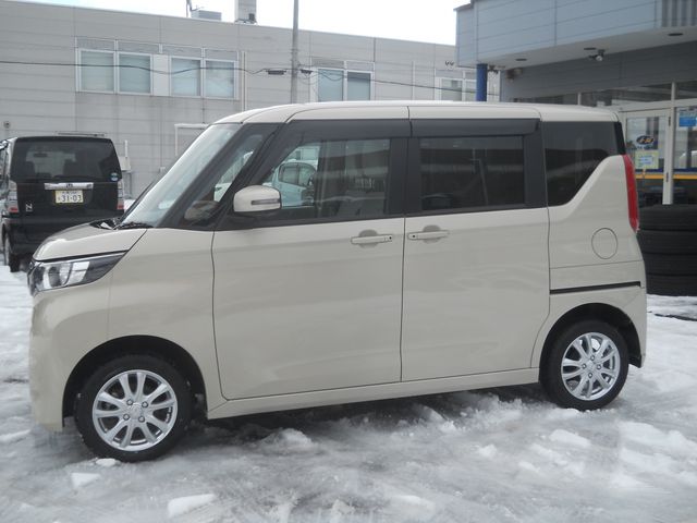 NISSAN ROOX 4WD 2022