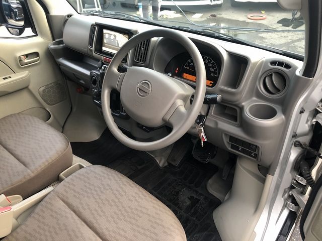 NISSAN NV100 CLIPPER 2023