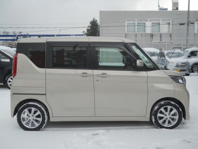 MITSUBISHI eK SPACE 4WD 2020