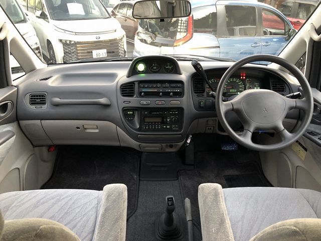 MITSUBISHI DELICA SPACE GEAR  4WD 1996