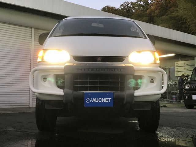 MITSUBISHI DELICA SPACE GEAR  4WD 1996