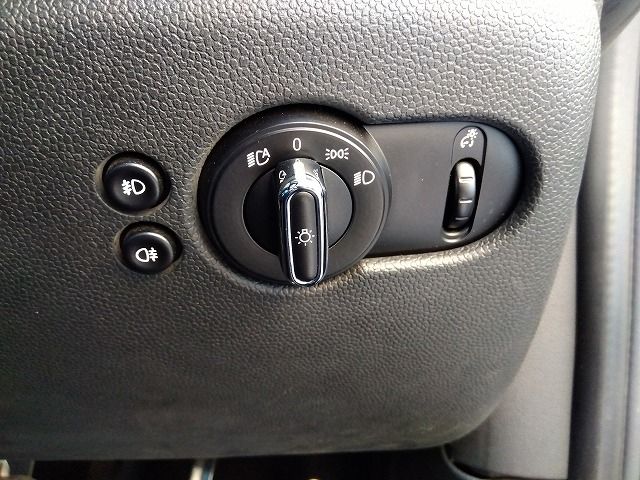 BMW BMW MINI COOPER SD 2016