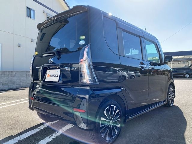 DAIHATSU TANTO CUSTOM 2019