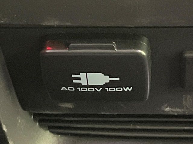 MITSUBISHI DELICA D:5 4WD 2024