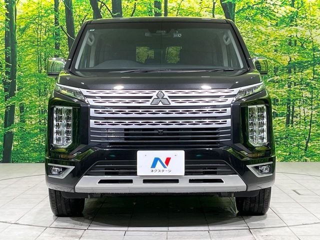 MITSUBISHI DELICA D:5 4WD 2024