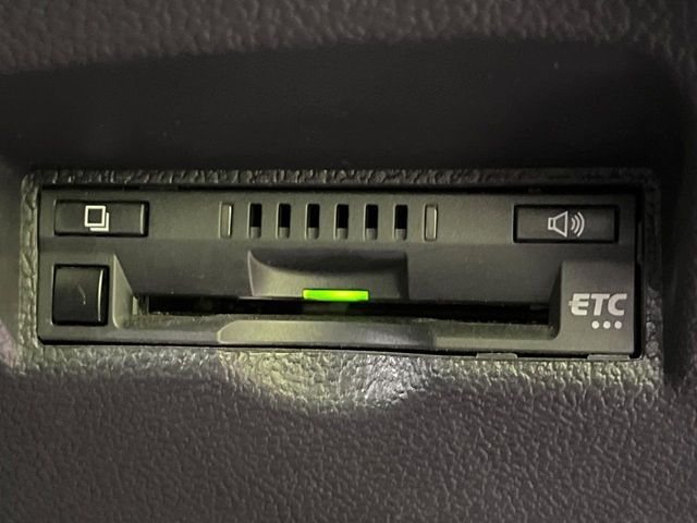 TOYOTA PRIUS 4WD 2022