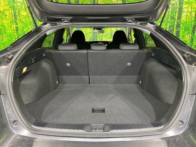 TOYOTA PRIUS 4WD 2022