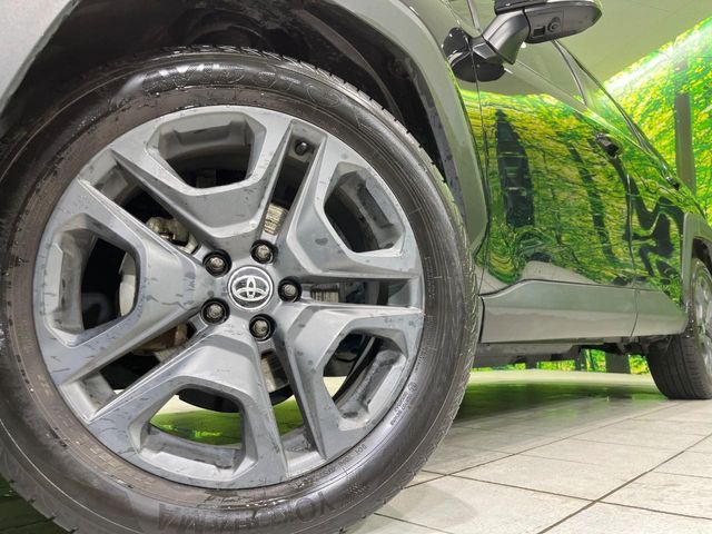 TOYOTA RAV4 HYBRID 4WD 2024