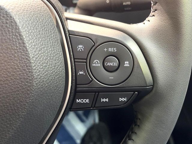 TOYOTA COROLLA CROSS HYBRID 2024