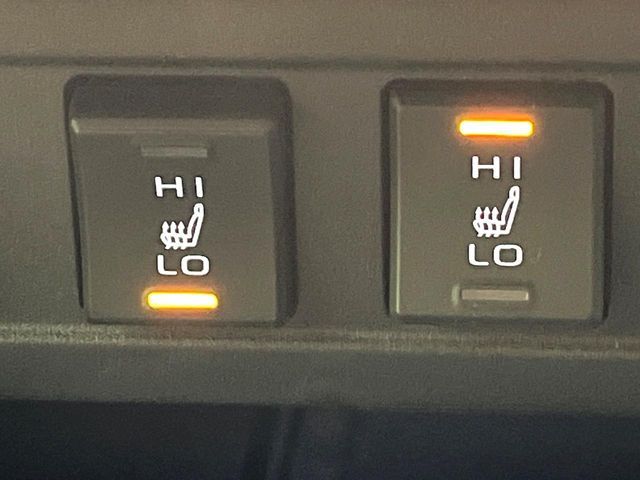 TOYOTA COROLLA CROSS HYBRID 2024