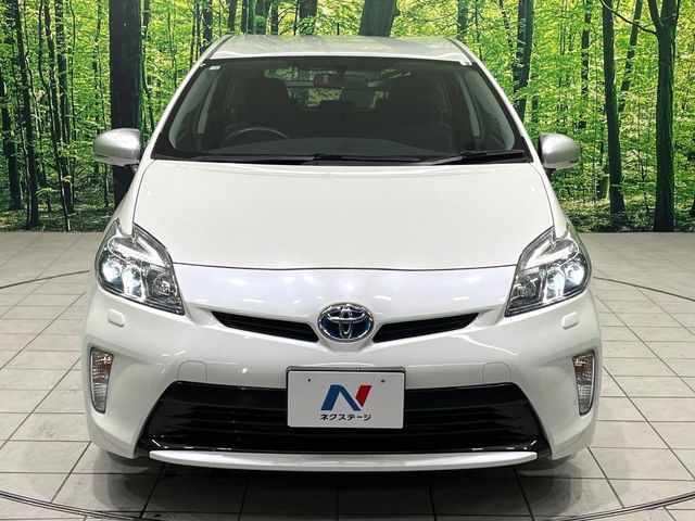 TOYOTA PRIUS 2014