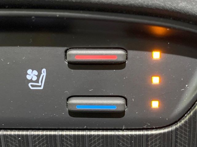 TOYOTA HARRIER 2WD 2021