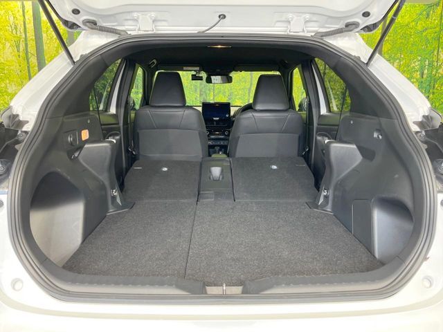 TOYOTA YARIS CROSS 2025