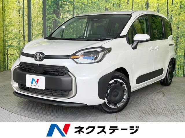 TOYOTA SIENTA HYBRID 2025