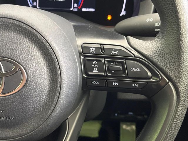 TOYOTA YARIS CROSS 2025